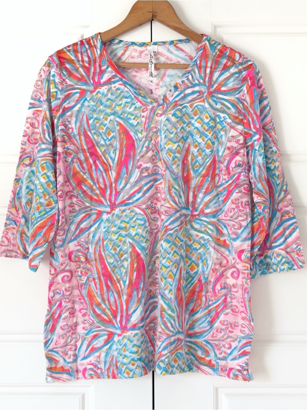 Lulu B Pineapple Tunic Top Medium Colorful Burnout Resort Swim Beach Semi-sheer